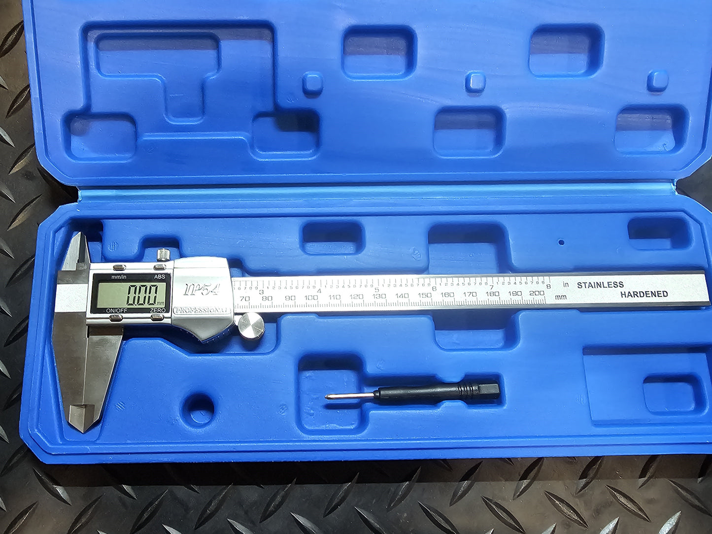 Digital Vernier caliper 200mm