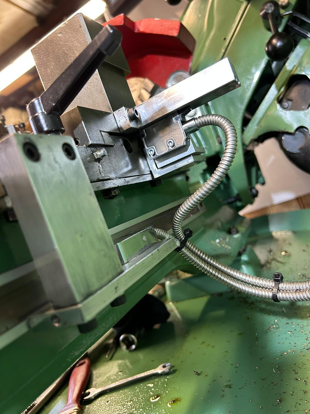 Myford-Lathe-Z-axis-scale