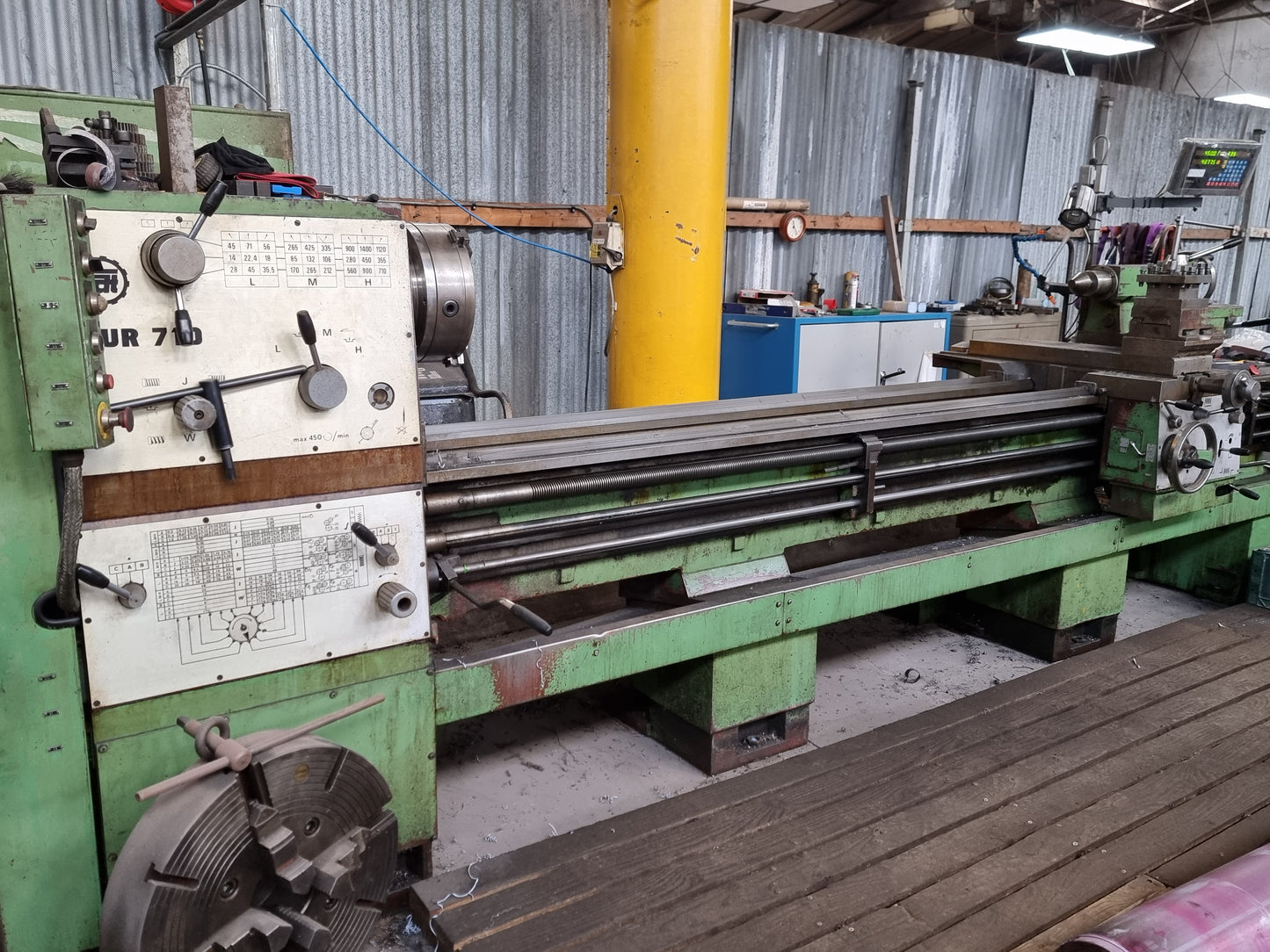 TUR-710-Lathe